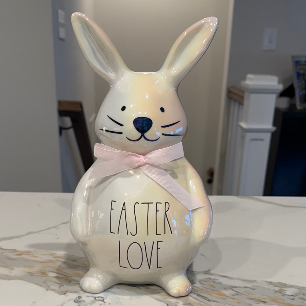 Rae Dunn Artisan Collection Ceramic Piece